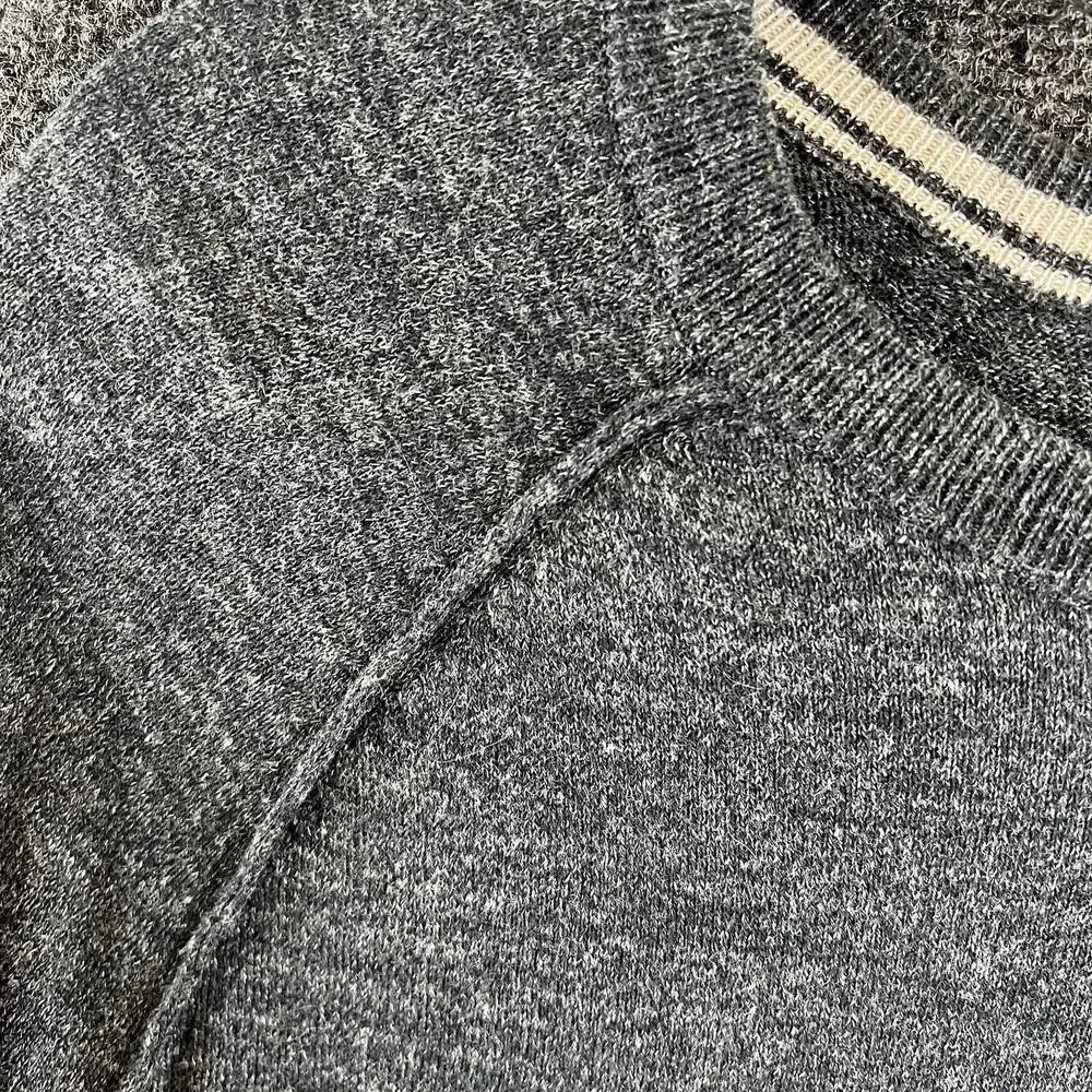 Old Navy Men's Small Charcoal Heather Gray Raglan Crewneck Sweater Knit